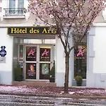 Hotel Des Arts 3*