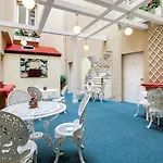 Des Arts Hotel Rueil-Malmaison