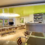 Des Arts 3* Rueil-Malmaison