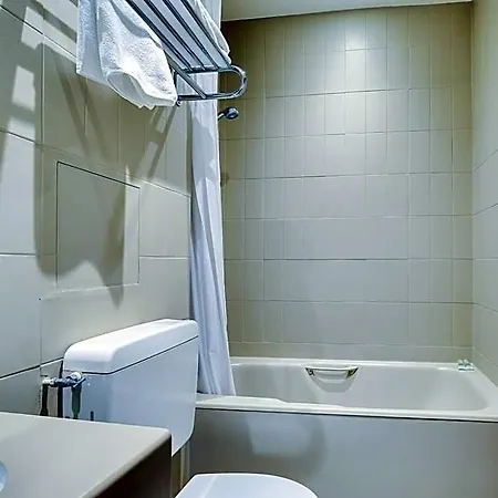 Hotel Des Arts Rueil-Malmaison