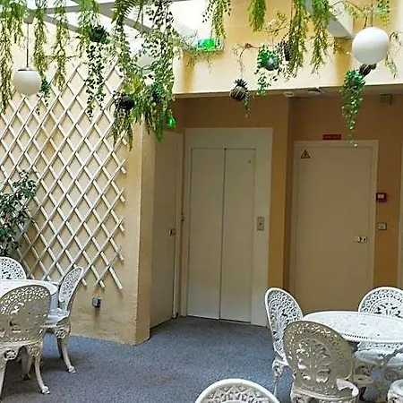 Des Arts Hotel 3*