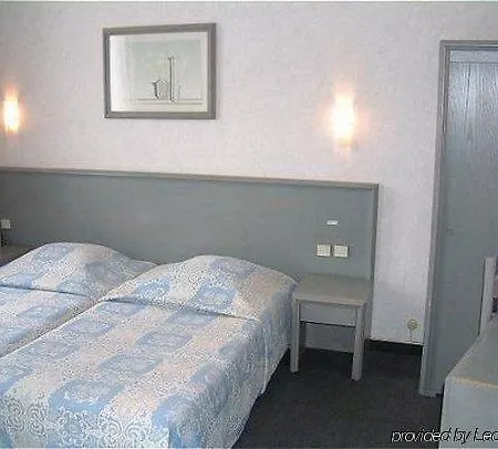 Des Arts Hotel Rueil-Malmaison
