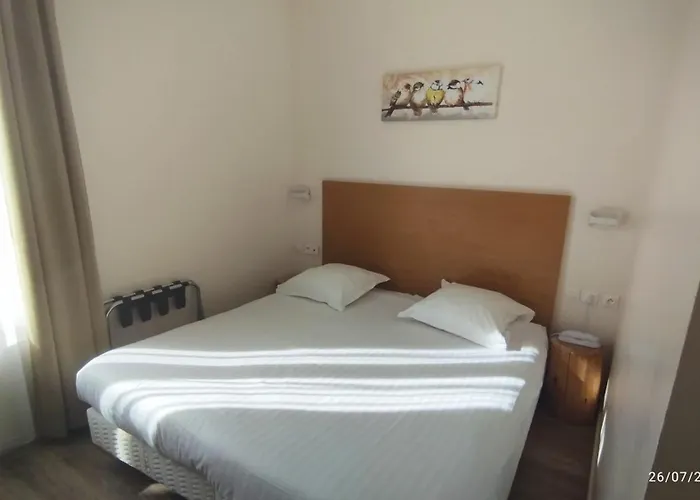 Des Arts Hotel 3*