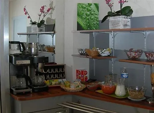 Des Arts Hotel 3*